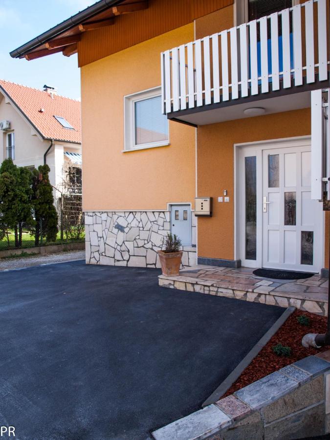 Apartment Activity Radomlje Екстериор снимка